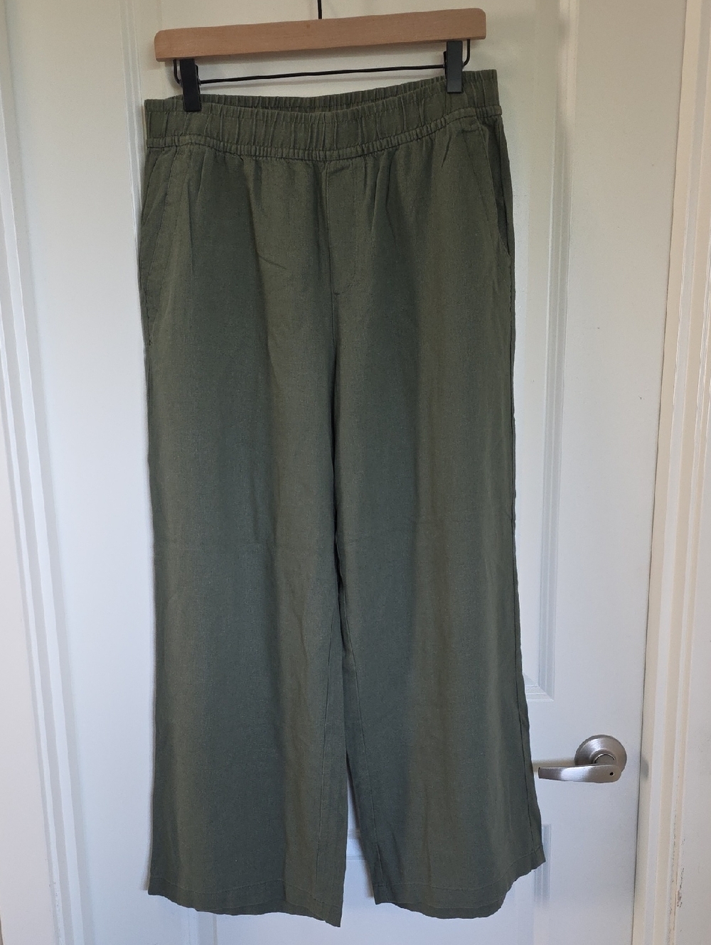 Old Navy High-Rise Wide Leg Pants in Olive